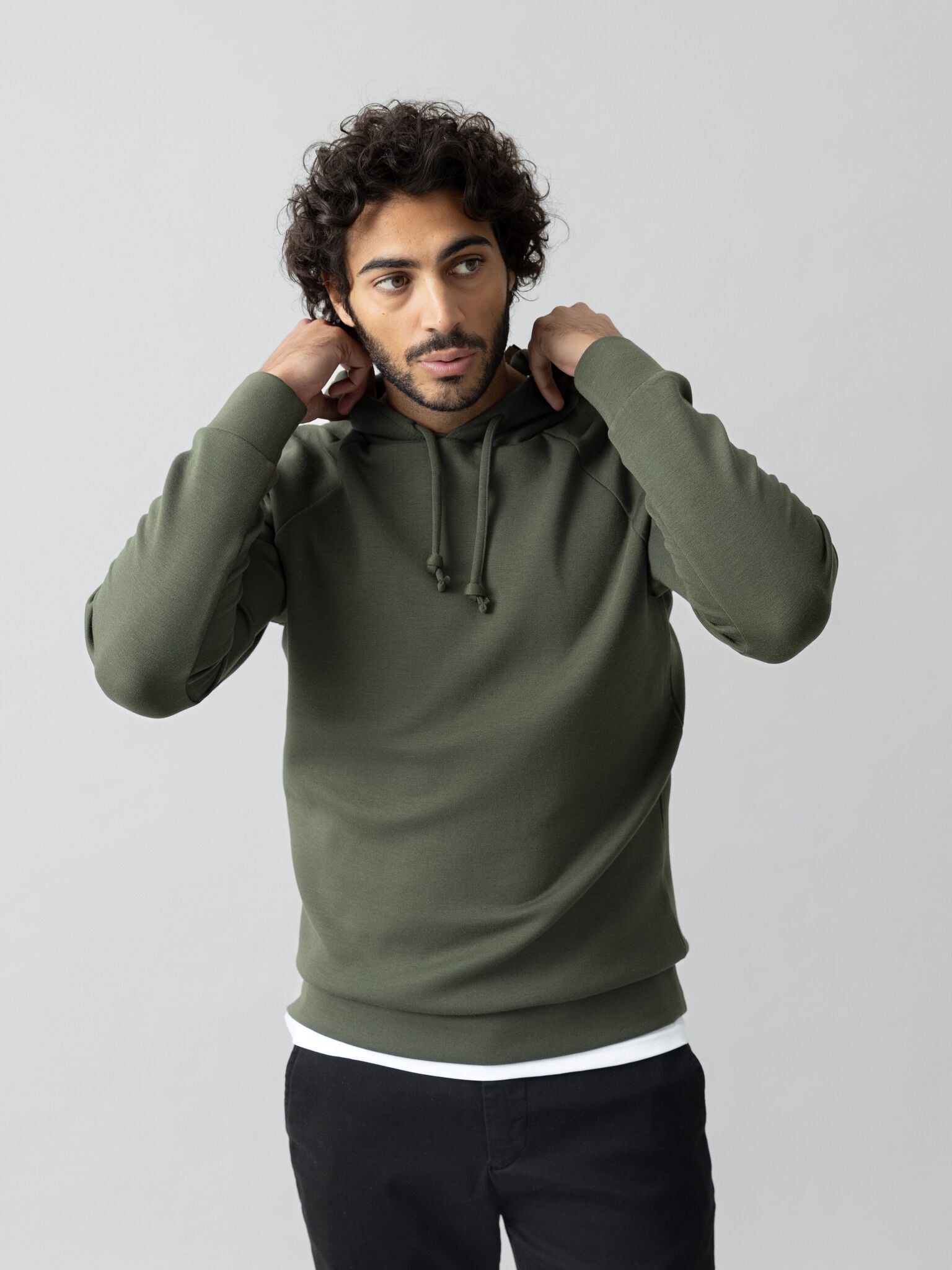 Modelshot / Dk Army Green / Detail